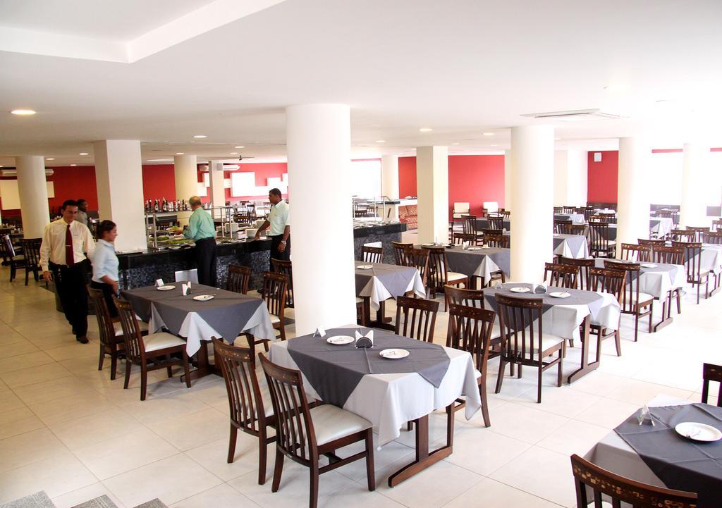 Hotel Áster Alagoinhas Kültér fotó